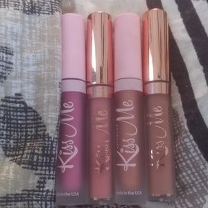LiveGlam KissMe Liquid Lipstick